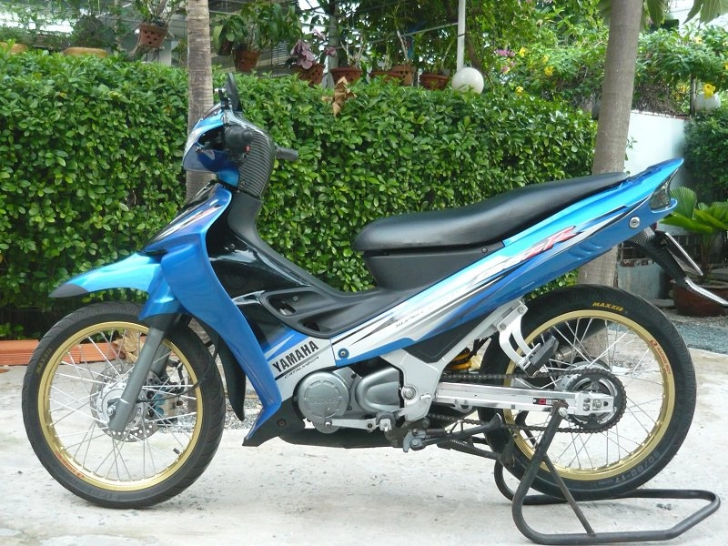 Ya z 125cc đơn giản ko chói lóa