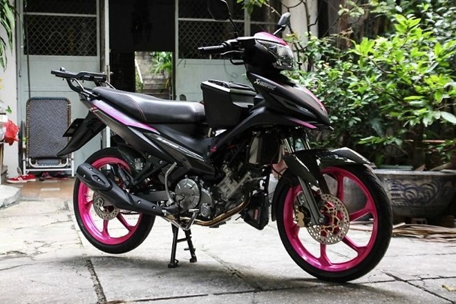 Yamaha exciter độ màu đen - hồng cực cá tính