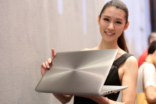 Asus ra laptop cao cấp zenbook nx500 màn hình 4k