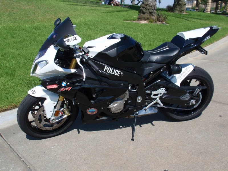 Bmw s1000rr police tốc độ kinh hoàng