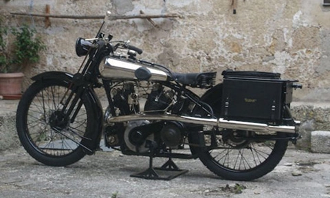 Brough superior ss101k-một trong những rolls royce 2 bánh