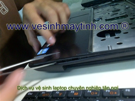 Cách vệ sinh laptop dell vệ sinh laptop dell n5110