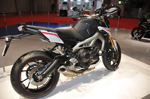 Cận cảnh yamaha mt-09 và mt-09 sr ở tokyo motor show 2013