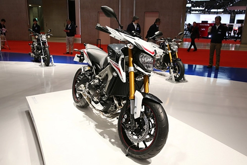 Cận cảnh yamaha mt-09 và mt-09 sr ở tokyo motor show 2013