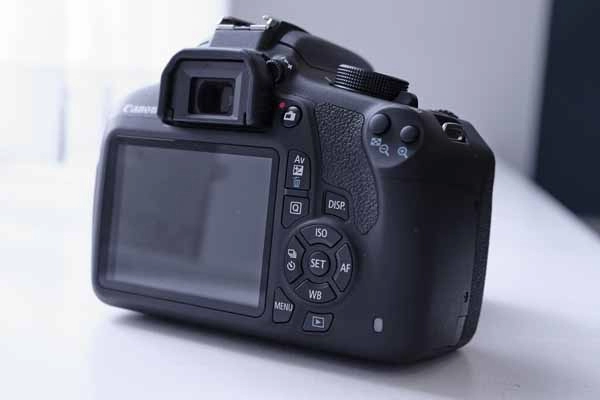 Canon eos 1200d