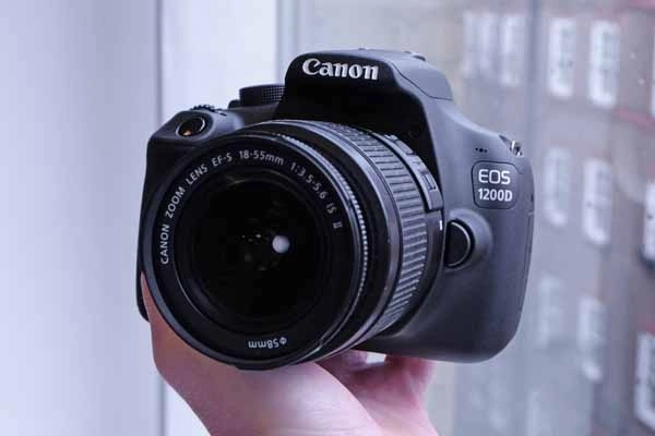 Canon eos 1200d