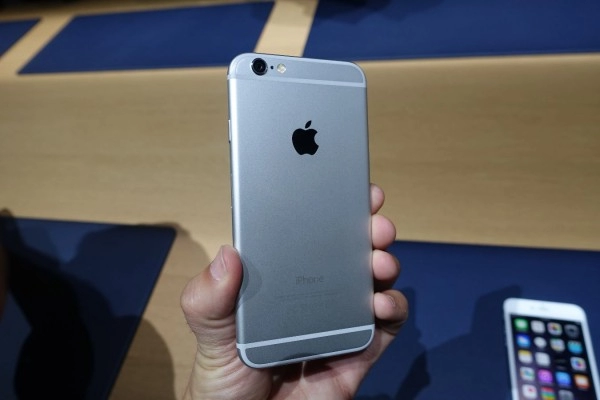 Chọn smartphone nào bên cạnh iphone 6