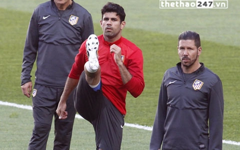 Diego costa tập luyện như điên sẵn sàng cho trận đấu tối nay 