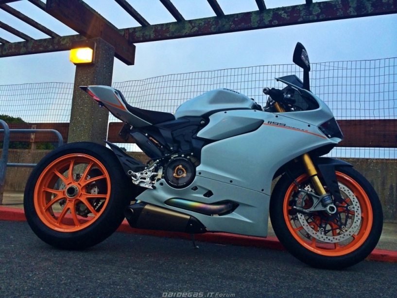 Ducati 1199 panigale xấu lạ