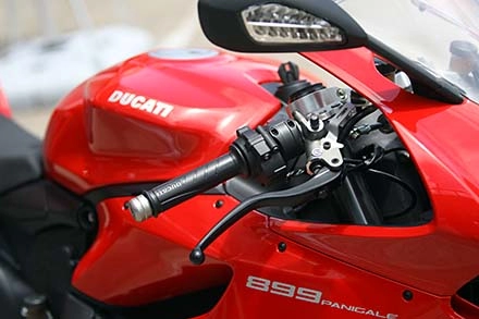 Ducati 899 panigale sẽ được bán với giá 577 triệu đồng tại việt nam