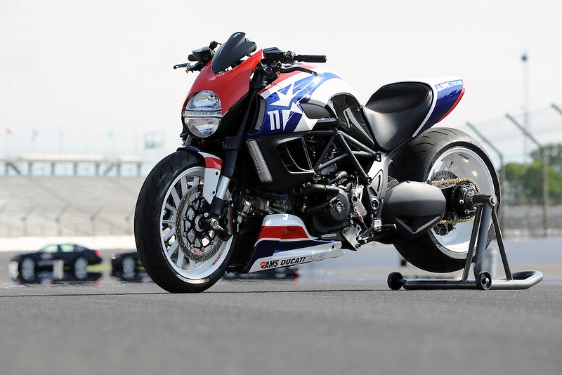 Ducati diavel ben spies edition