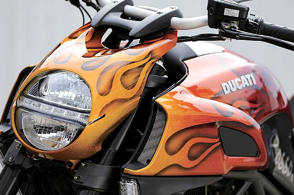 Ducati diavel ngọn lửa đam mê