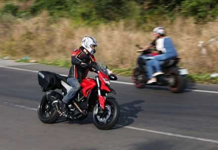 Ducati hypertrada dành riêng cho thị trường châu á