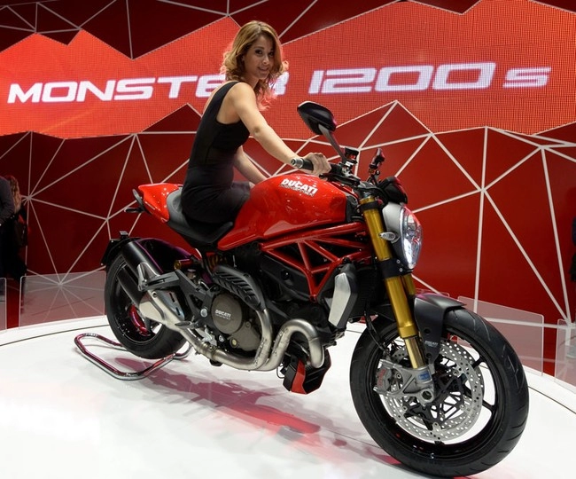 Ducati monster 1200 - hoa hậu của eicma 2013