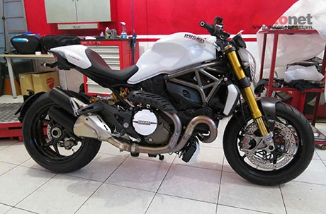 Ducati monster 1200s xuất hiện tại việt nam