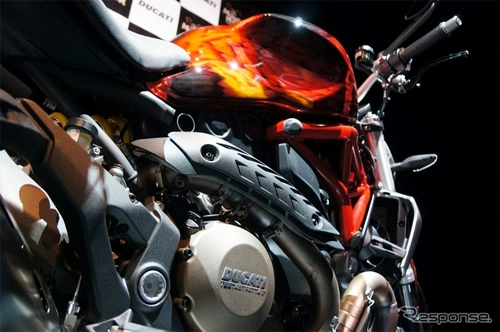 Ducati monster hunter cực ngầu và hầm hố với quái vậy rioreus