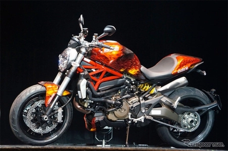 Ducati monster hunter - quái vật rioreus