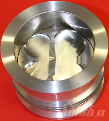 Ghê thật ducati 1199 xài xú páp nạp bằng titan và piston có vòng o-ring