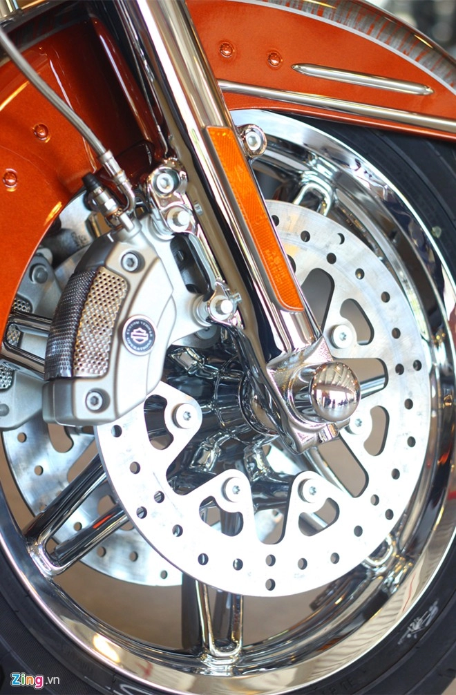 Harley davidson cvo 2014 vừa về việt nam với giá gần 2 tỷ đồng