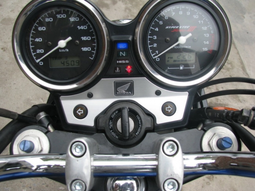 Honda cb400 superfour nakedbike dành cho người tập chơi