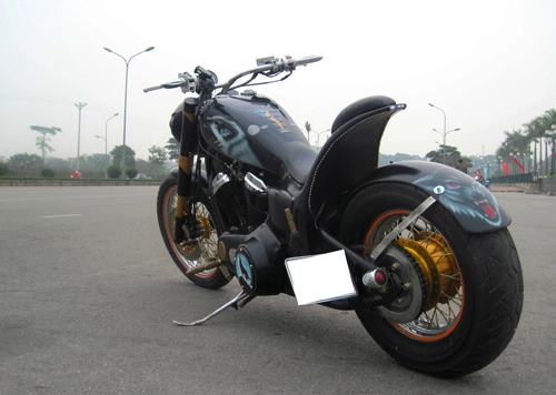 Honda cruiser độ phong cách bumblebee transformer tại hà nội