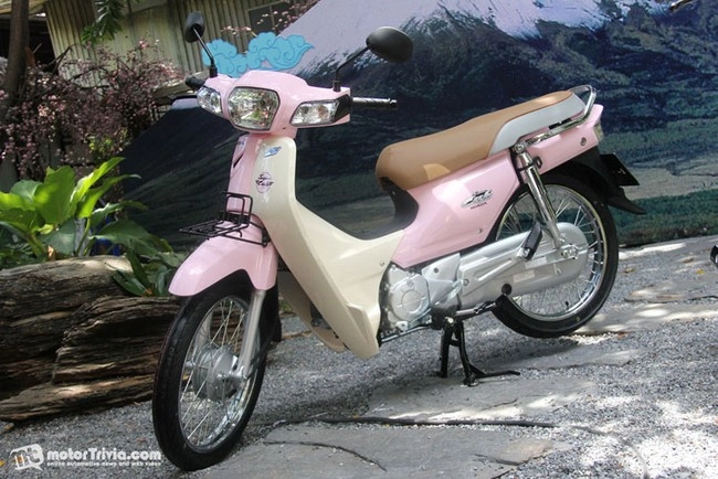 Honda giới thiệu super cub 2014 tại thái lan