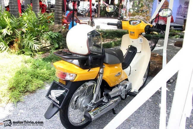 Honda giới thiệu super cub 2014 tại thái lan