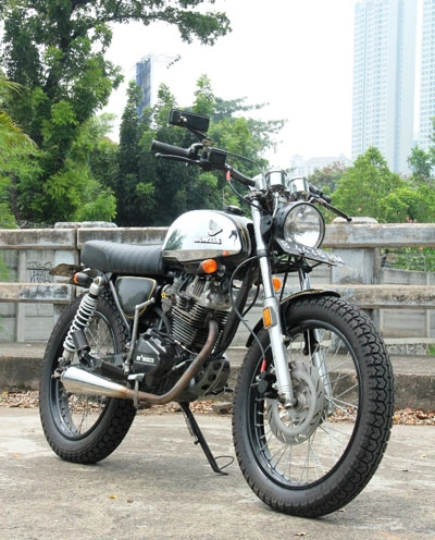 Honda gl max độ tracker