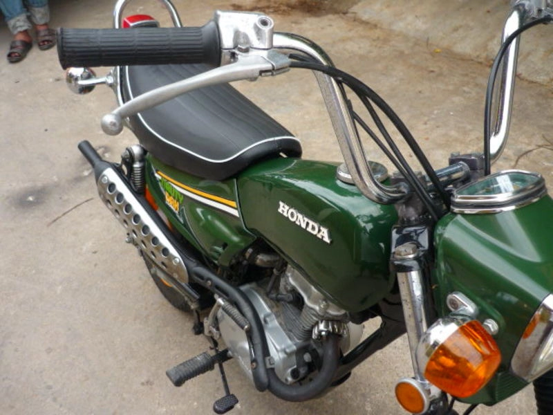 Honda nauty dax - máy đứng côn tay50cc