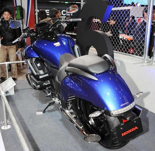 Honda ra mắt gold wing f6c tại tokyo auto salon