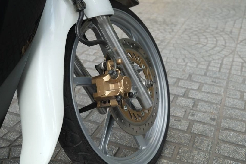 Honda wave zx trắng độ phong cách thái