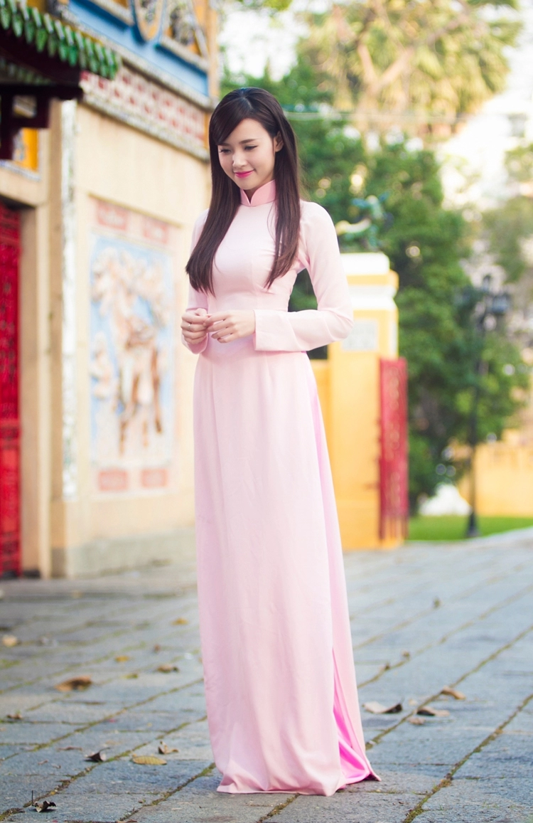 <a href= Hot girl midu duyên dáng đi chùa đầu xuân