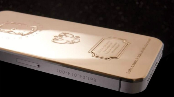 Iphone 5s mạ vàng khắc chân dung putin giá cực khủng