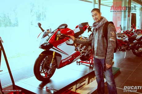 Johnny trí nguyễn tậu thêm ducati hypermotard