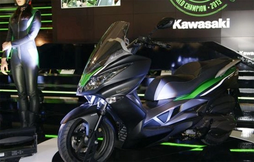Kawasaki j300 - xe ga phong cách thể thao