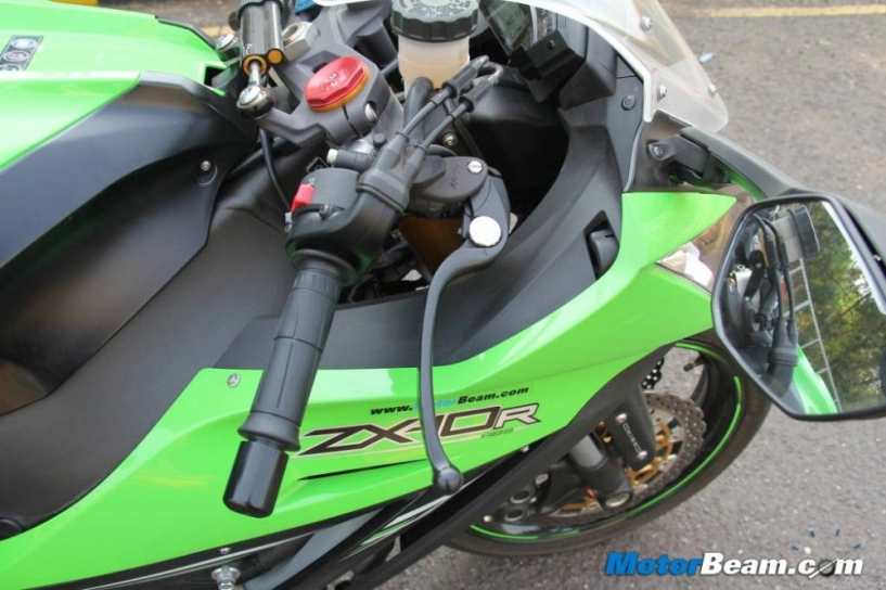 Kawasaki ninja zx-10r gã ninja thể hiện chất mạnh mẽ