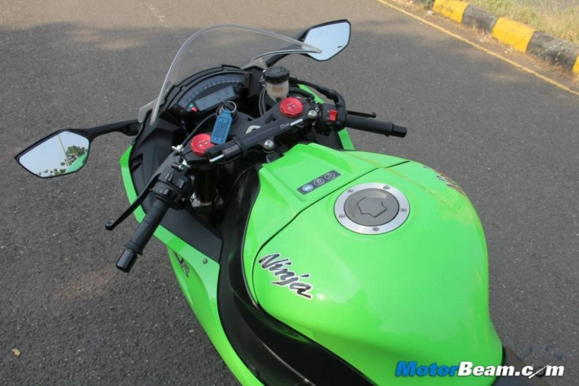 Kawasaki ninja zx-10r gã ninja thể hiện chất mạnh mẽ