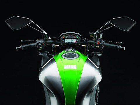 Kawasaki z1000 2014 có là vua của pkl tại việt nam