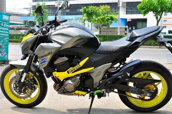 Kawasaki z800 nhẹ nhàng của người thái