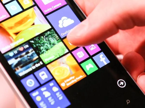 Lumia 930 sẵn sàng thay thế 920