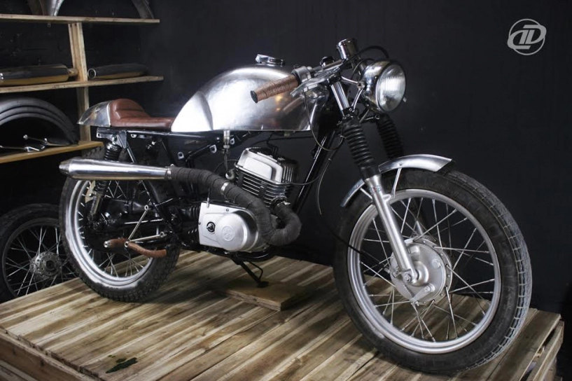 Minsk độ cafe racer