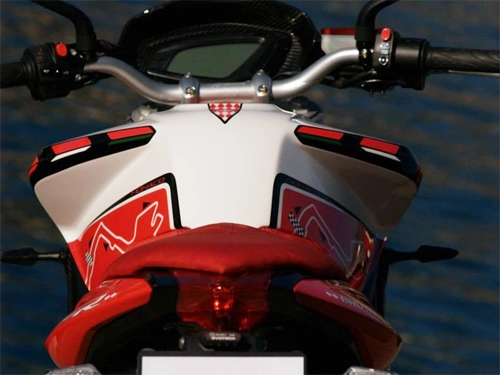 Mv agusta brutale 800 độ cực ngầu theo phiên bản monaco