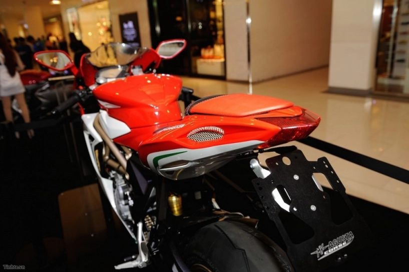 Mv agusta f3 800 ago siêu môtô chỉ có 300 chiếc trên thế giới