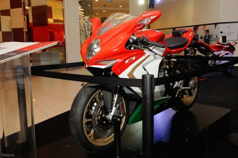 Mv agusta f3 800 ago siêu môtô chỉ có 300 chiếc trên thế giới