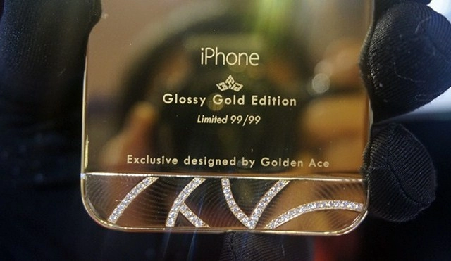 Ngắm những chiếc điện thoại iphone bằng vàng