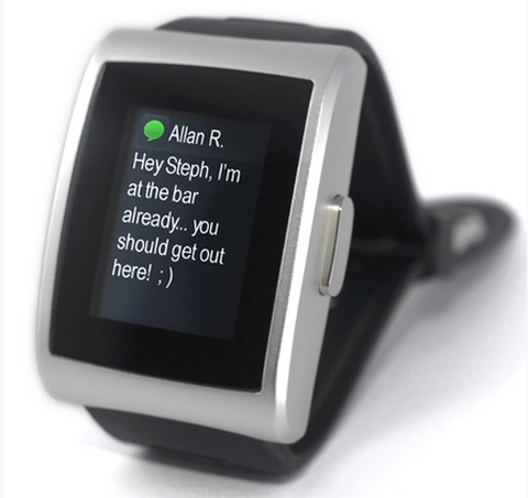 Smartwatch kiêm chức năng điện thoại