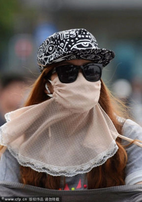 Soi thời trang chống nắng của phụ nữ châu á