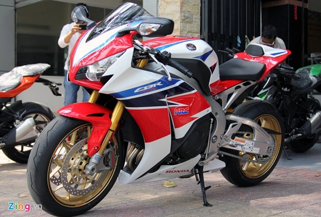 Superbike honda cbr1000rr sp đầu tiên tại việt nam