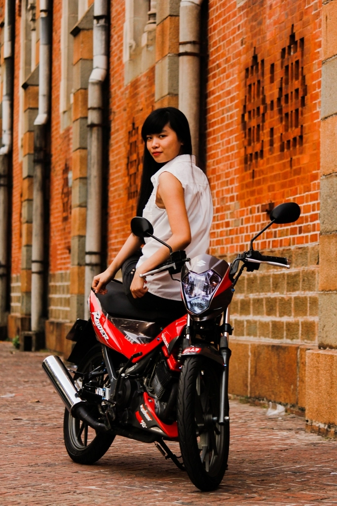 Suzuki raider 150 phong cách yoshimura