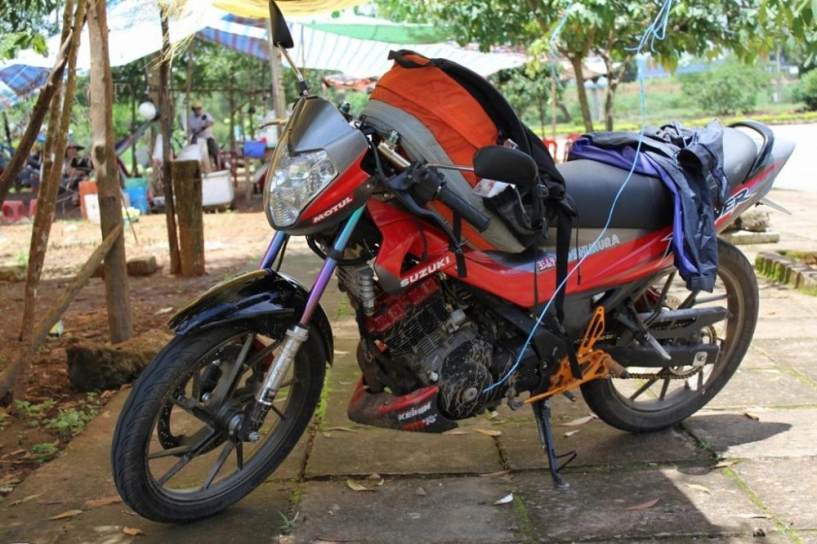 Suzuki raider 150 phong cách yoshimura